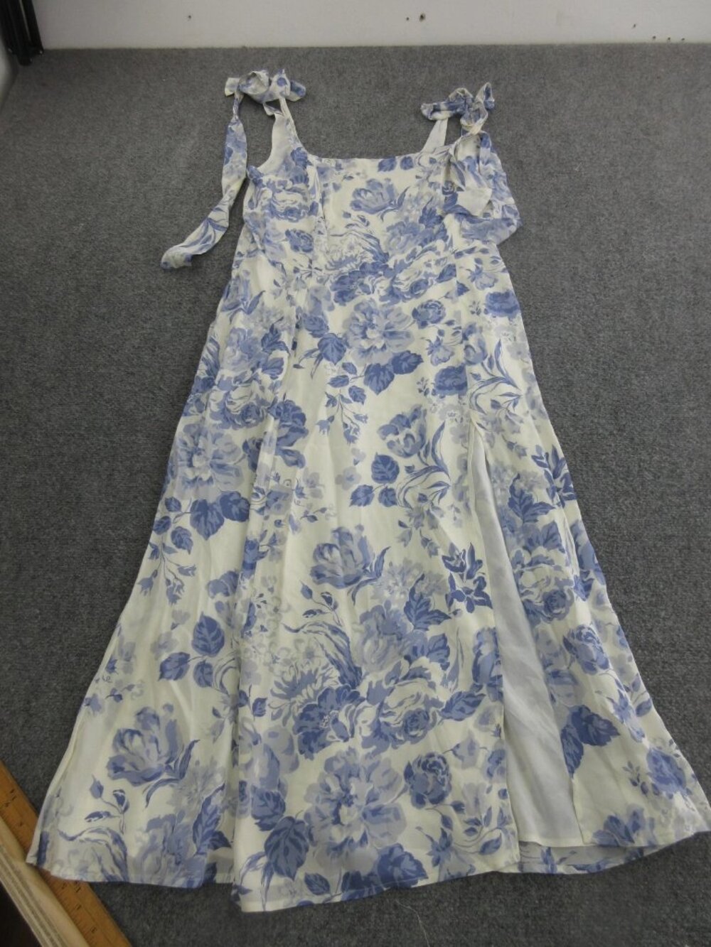 Reformation Dress Womens 12 Blue Floral Square Neck Tie Strap Maxi Sundress - Picture 1 of 6